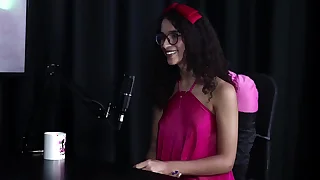 A primeira vez que sentiu orgasmo dando o cu e gosta de pau grande - Espaguete &vert;Transsexual &lpar;SHEER&sol;RED&rpar;